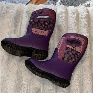 Bogs Purple Insulted Patchwork Floral Outdoor Boots - 9